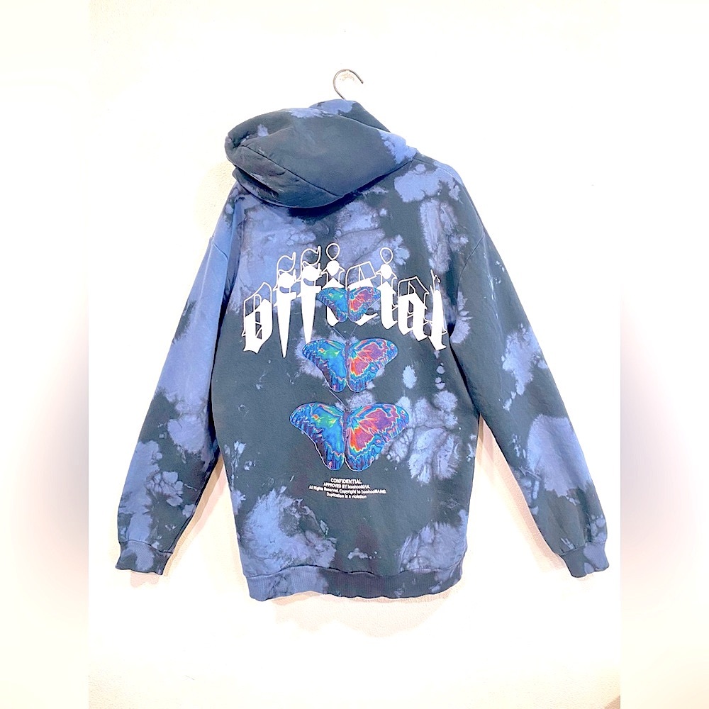 🦋 boohoo — butterfly back print tie-dye hoodie 🦋
